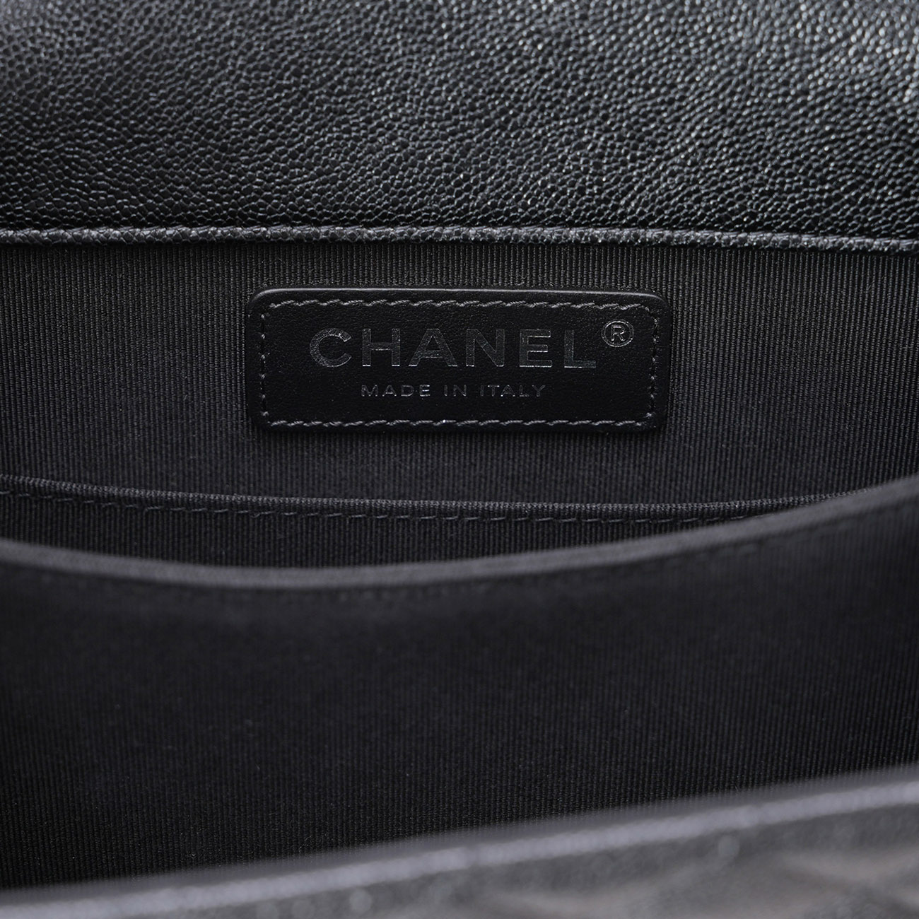CHANEL(USED)샤넬 캐비어 보이샤넬 사첼백