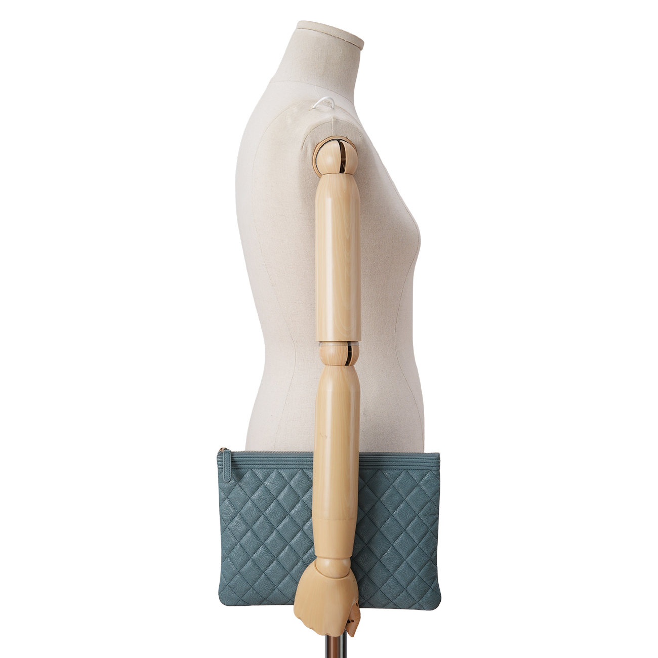 CHANEL(USED)샤넬 보이샤넬 뉴미듐 클러치