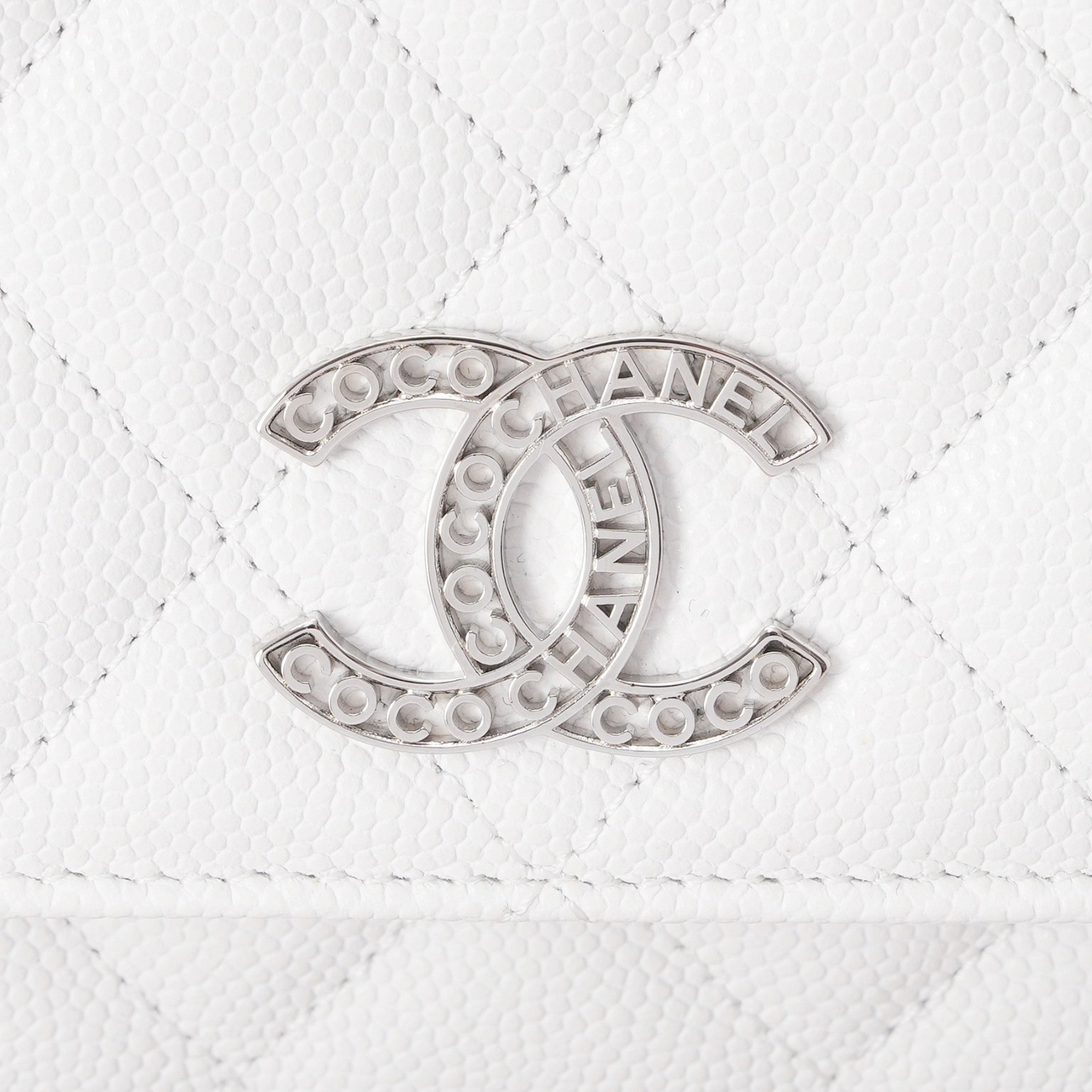 CHANEL(USED)샤넬 AP3825 시즌 COCO 로고 클래식 WOC