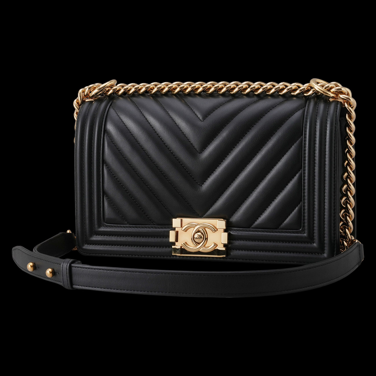 CHANEL(USED)샤넬 쉐브론 보이샤넬 미듐 플랩백