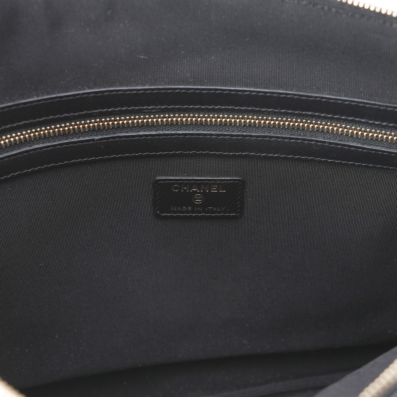 CHANEL(USED)샤넬 클래식 쉐브론 클러치 라지