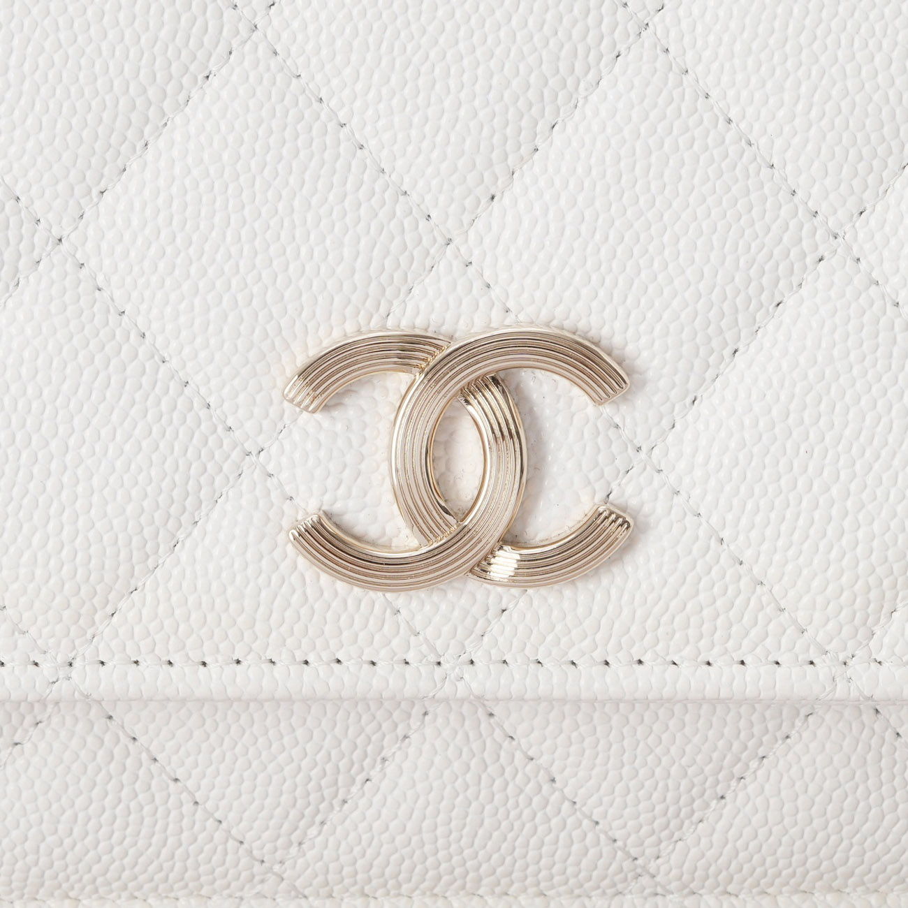 CHANEL(USED)샤넬 시즌 캐비어 CC로고 WOC
