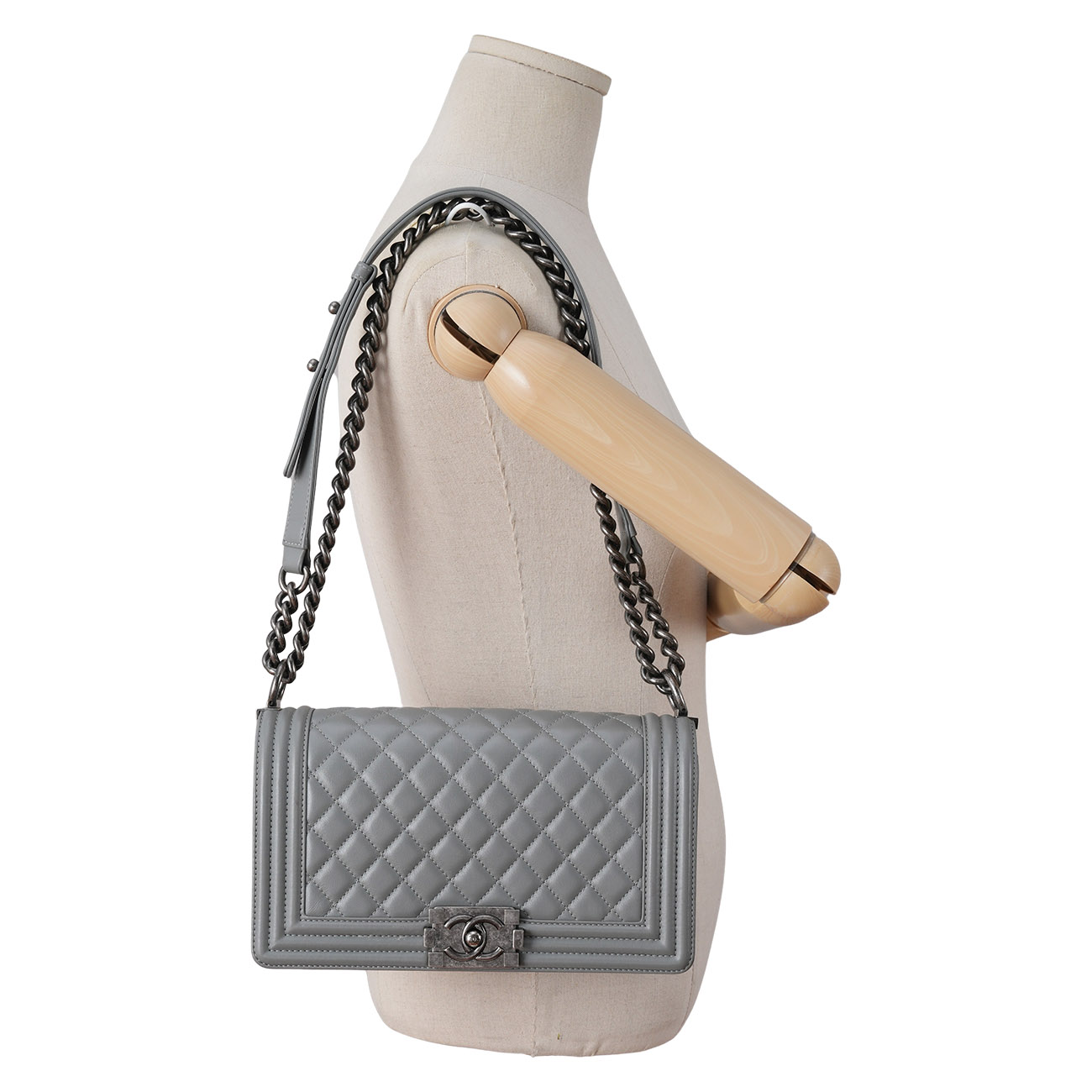 CHANEL(USED)샤넬 보이샤넬 미듐 플랩백