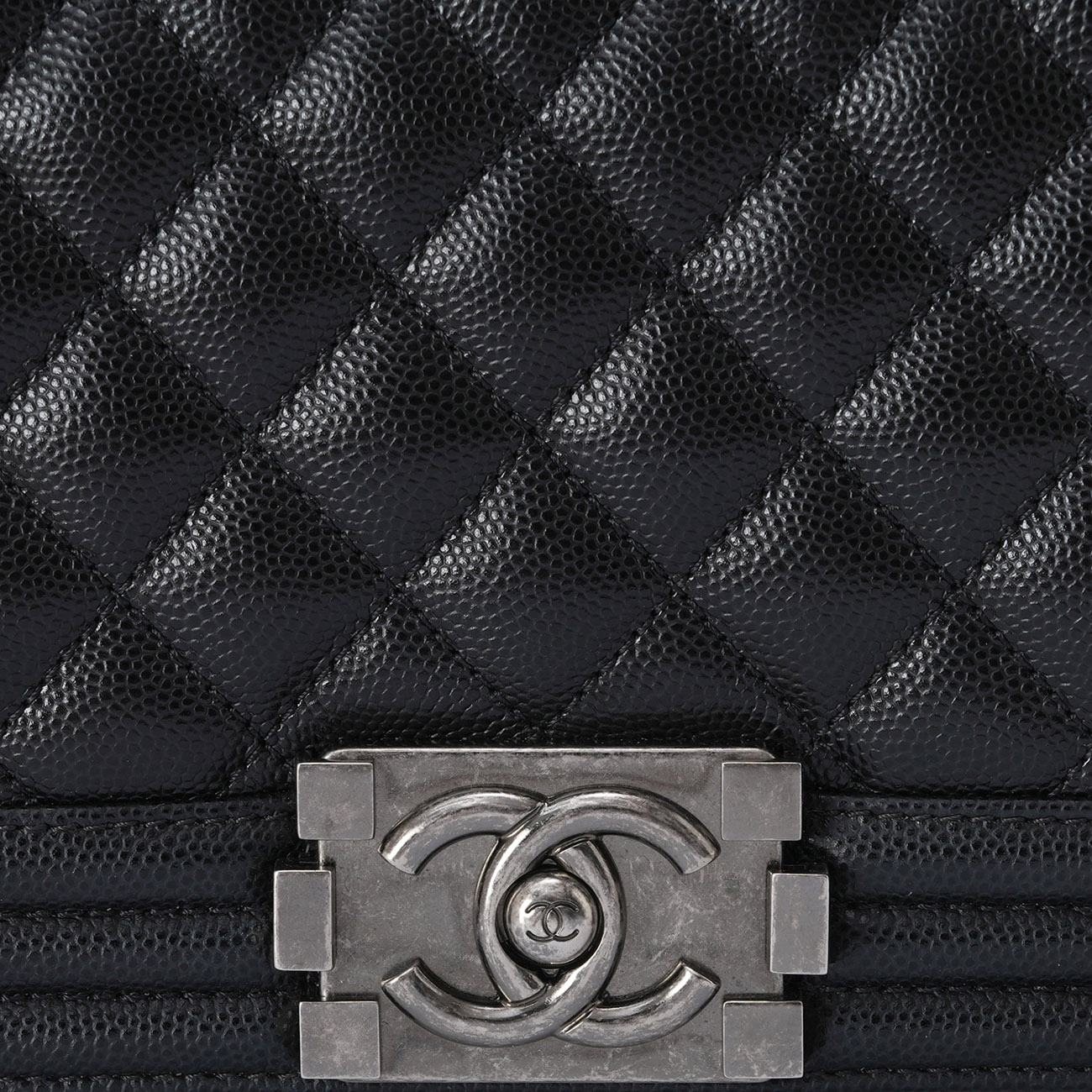 CHANEL(USED)샤넬 캐비어 보이샤넬 미듐 플랩백