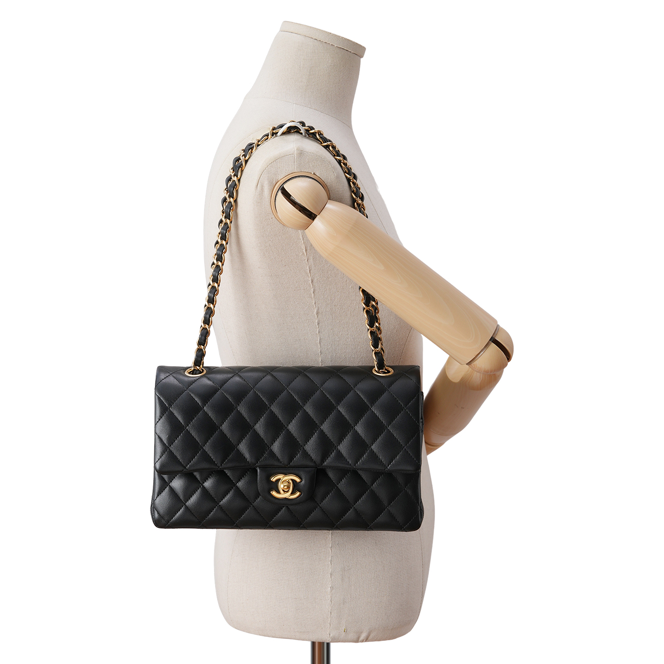 CHANEL(USED)샤넬 A01112 램스킨 클래식 미듐 플랩백