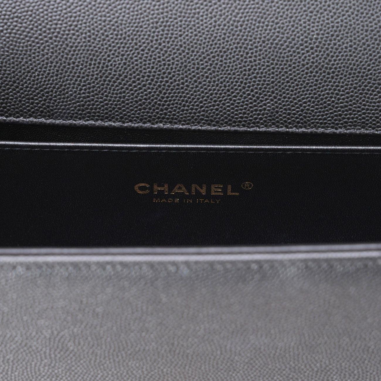 CHANEL(USED)샤넬 캐비어 보이샤넬 미듐 플랩백