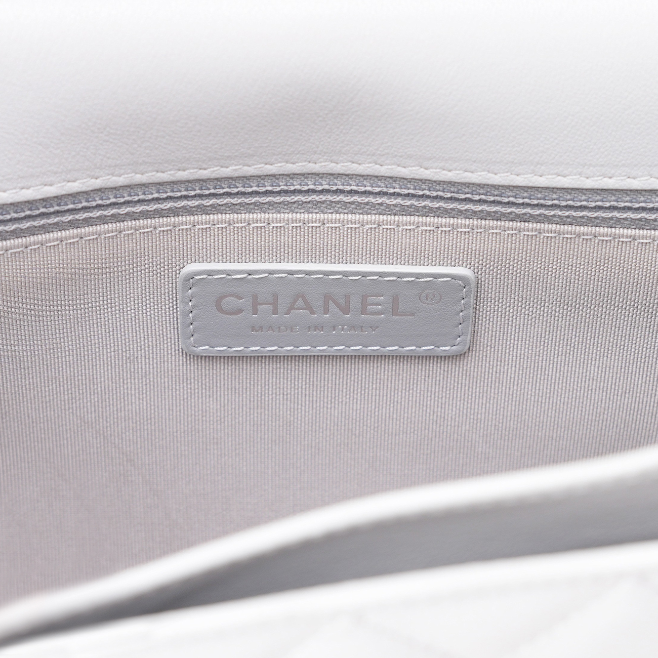 CHANEL(USED)샤넬 시즌 체인 크로스백