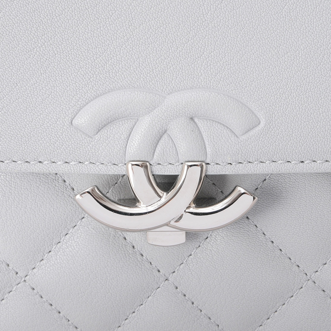 CHANEL(USED)샤넬 시즌 체인 크로스백