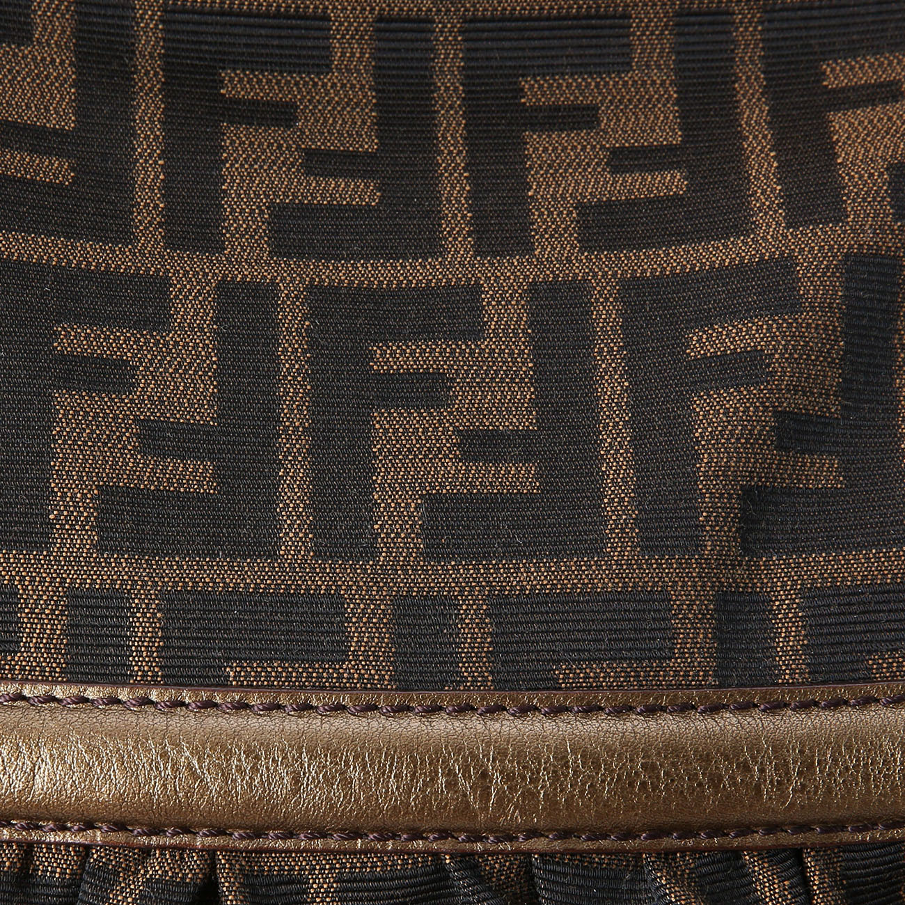 FENDI(USED)펜디 8BH168 쥬카 쉐프백