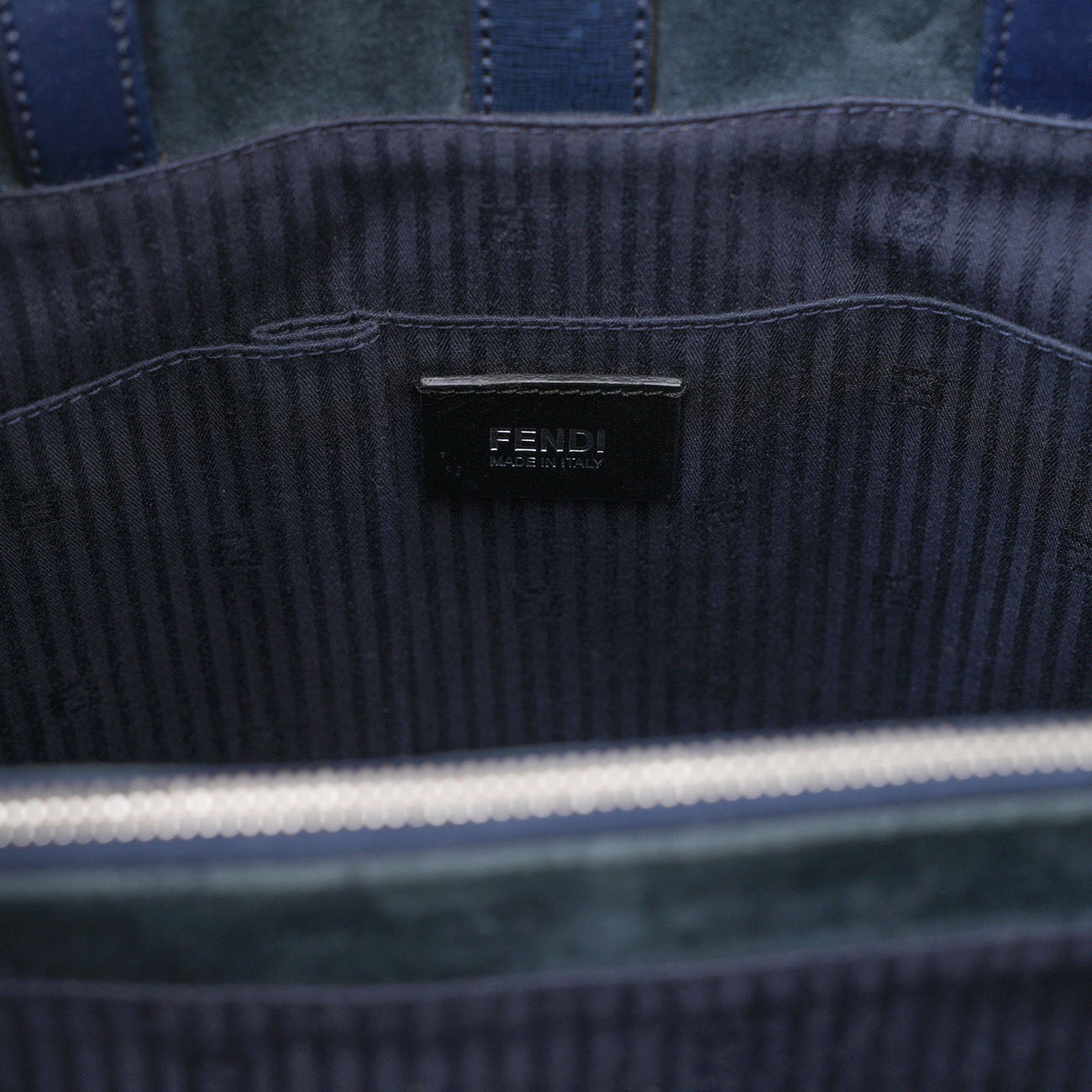 FENDI(USED)펜디 8BH250 투쥬르 미듐