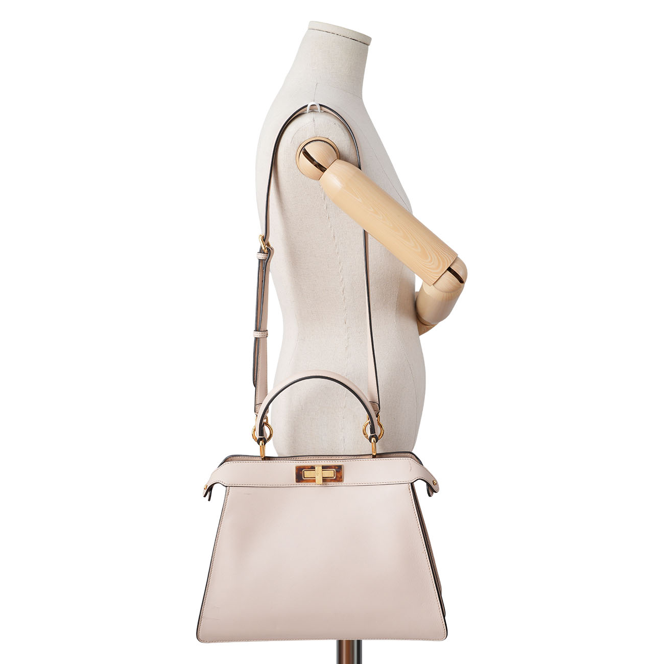 FENDI(USED)펜디 8BN321 피카부 I SEE U 미듐