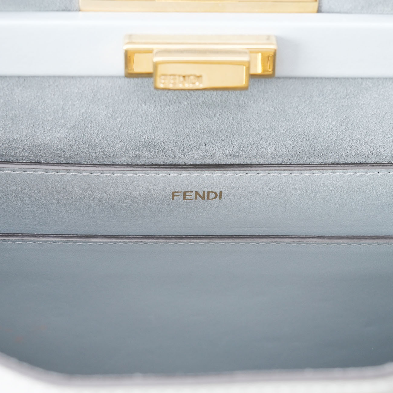 FENDI(USED)펜디 8BN353  피카부 I SEE U 소프트 미듐