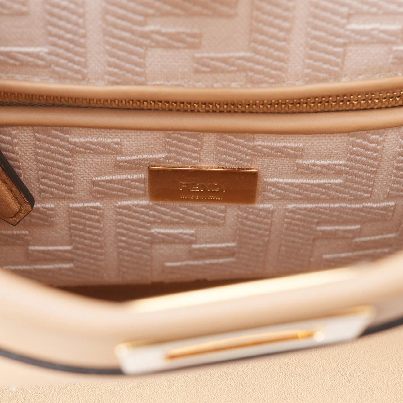 FENDI(USED)펜디 BN244 피카부 미니