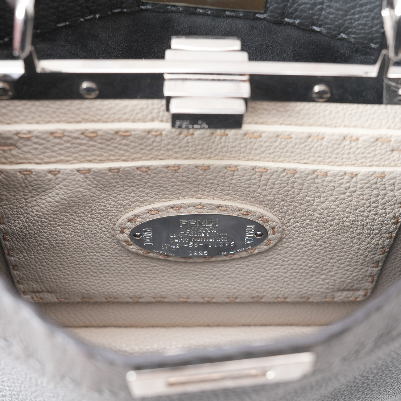 FENDI(USED)펜디 셀러리아 피카부 스몰