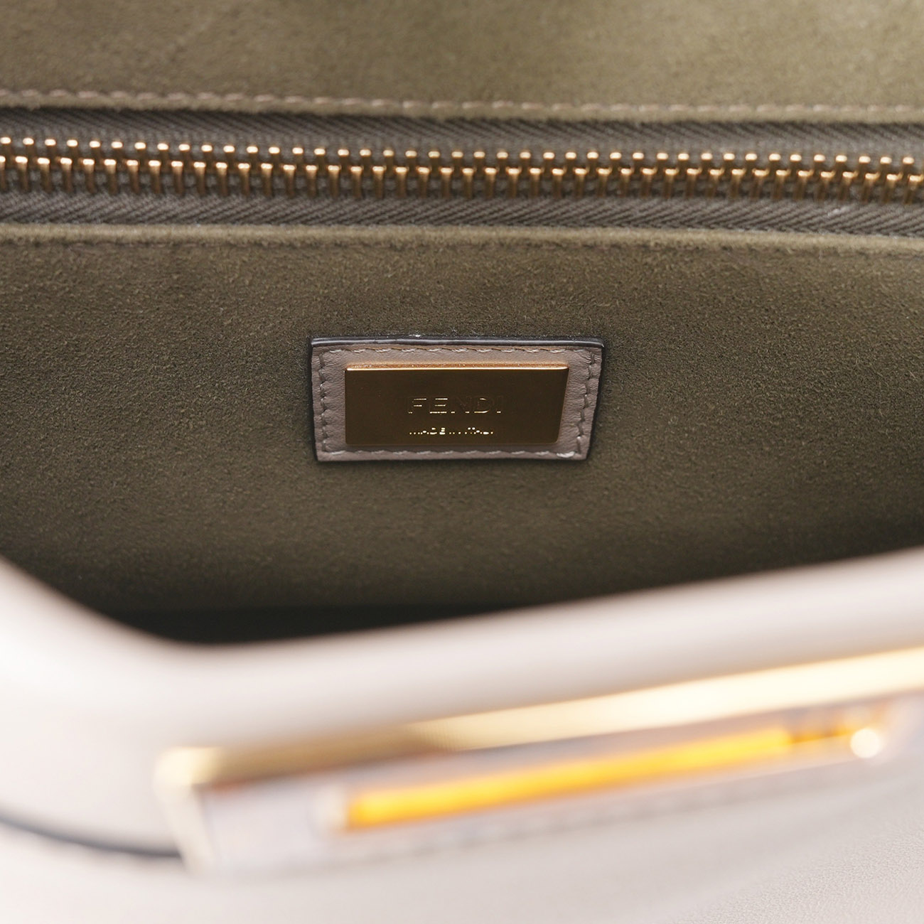 FENDI(USED)펜디 피카부 미듐