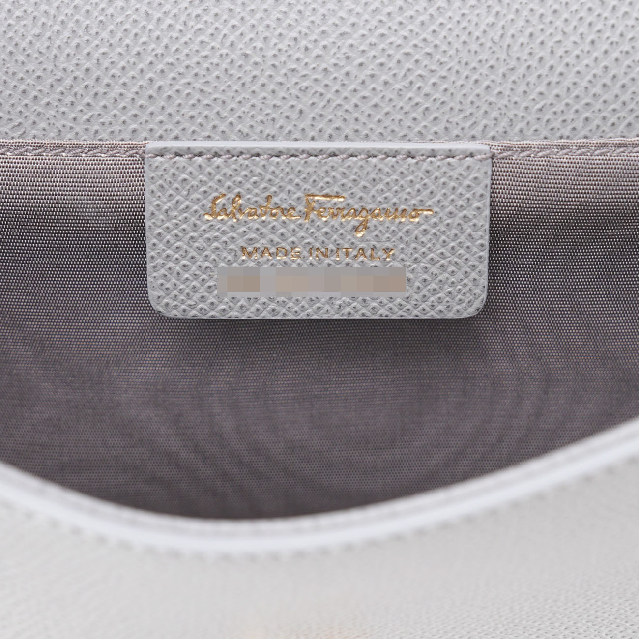 FERRAGAMO(USED)페레가모 바라리본 미니 체인 숄더백