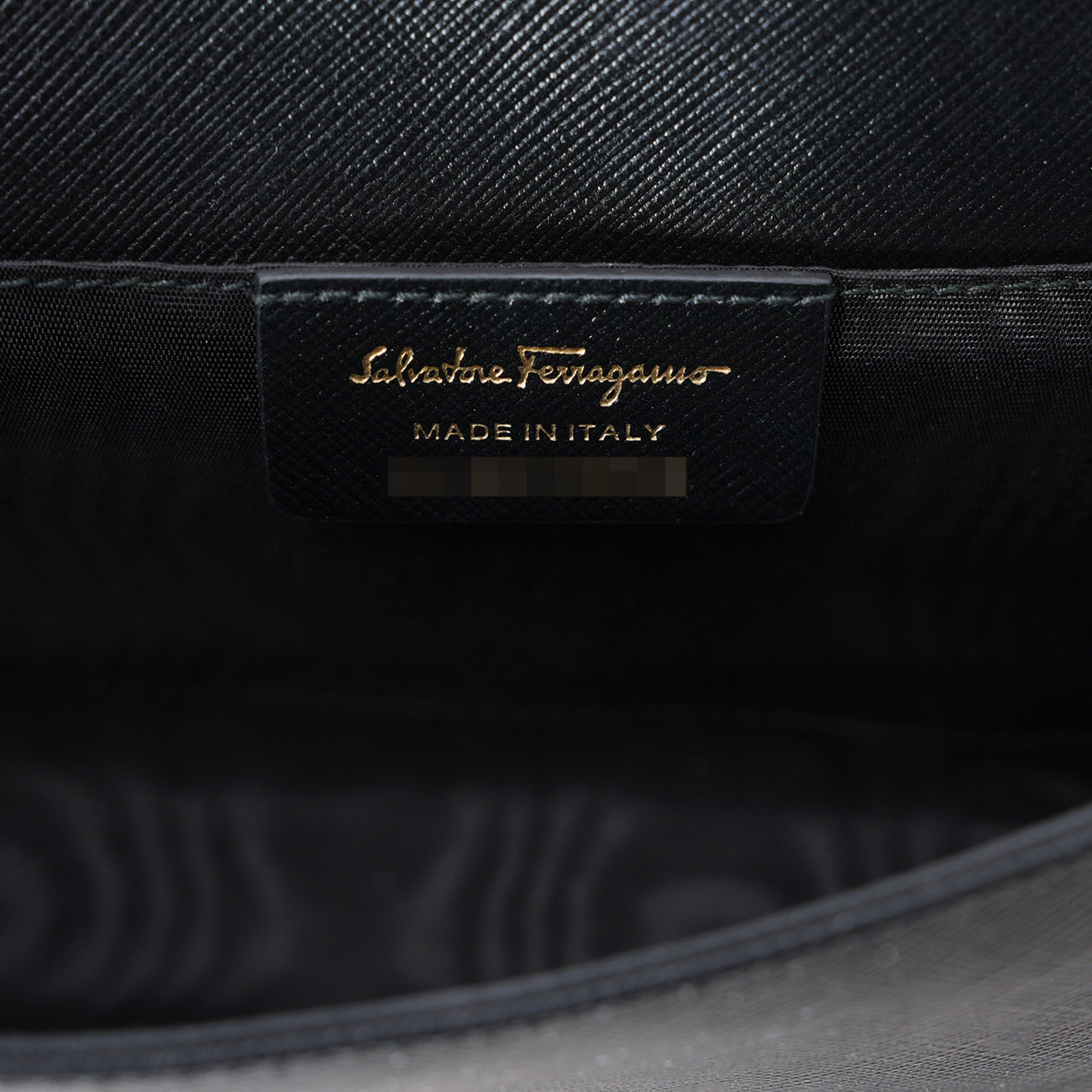FERRAGAMO(USED)페레가모 바라 지니 미니 체인 크로스백