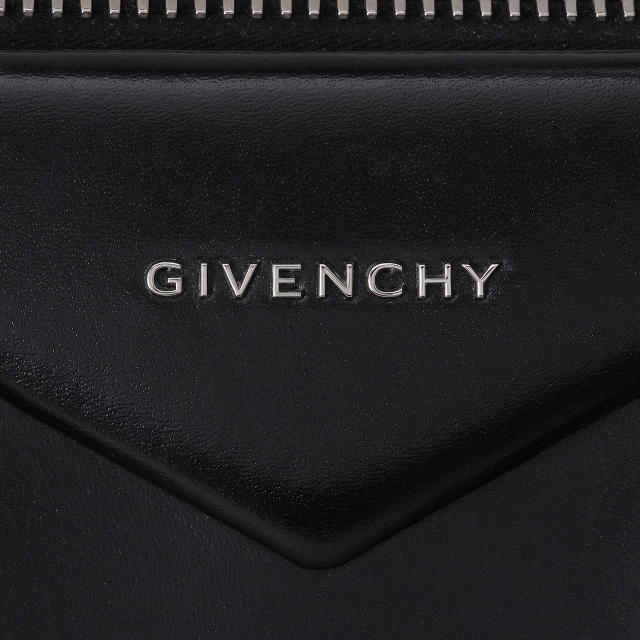 GIVENCHY(USED)지방시 안티고나 미듐