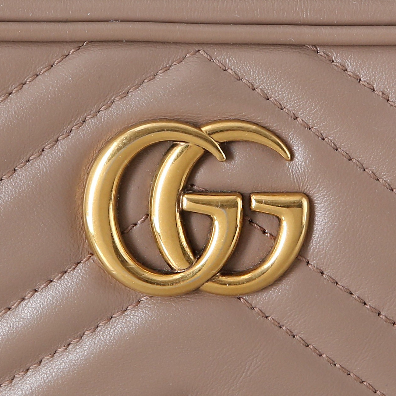 GUCCI(USED)구찌 448065 GG마몽 마틀라세 미니 카메라백