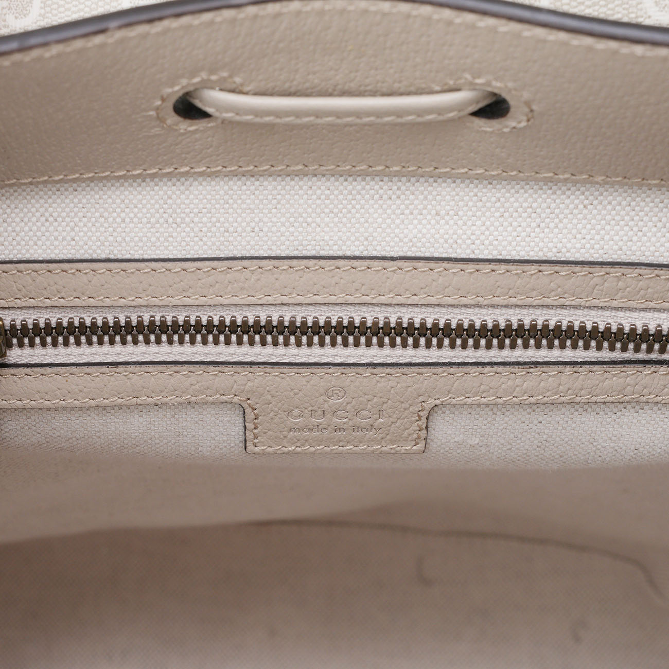 GUCCI(USED)구찌 674147 인터로킹 G 백팩