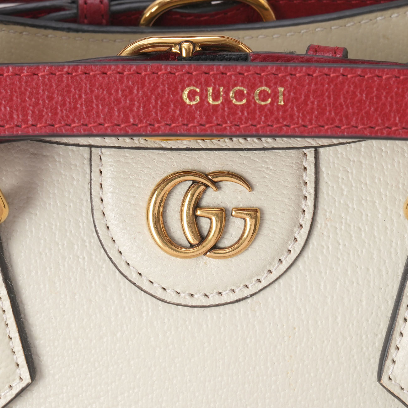 GUCCI(USED)구찌 702732 다이애나 뱀부 미니 탑핸들