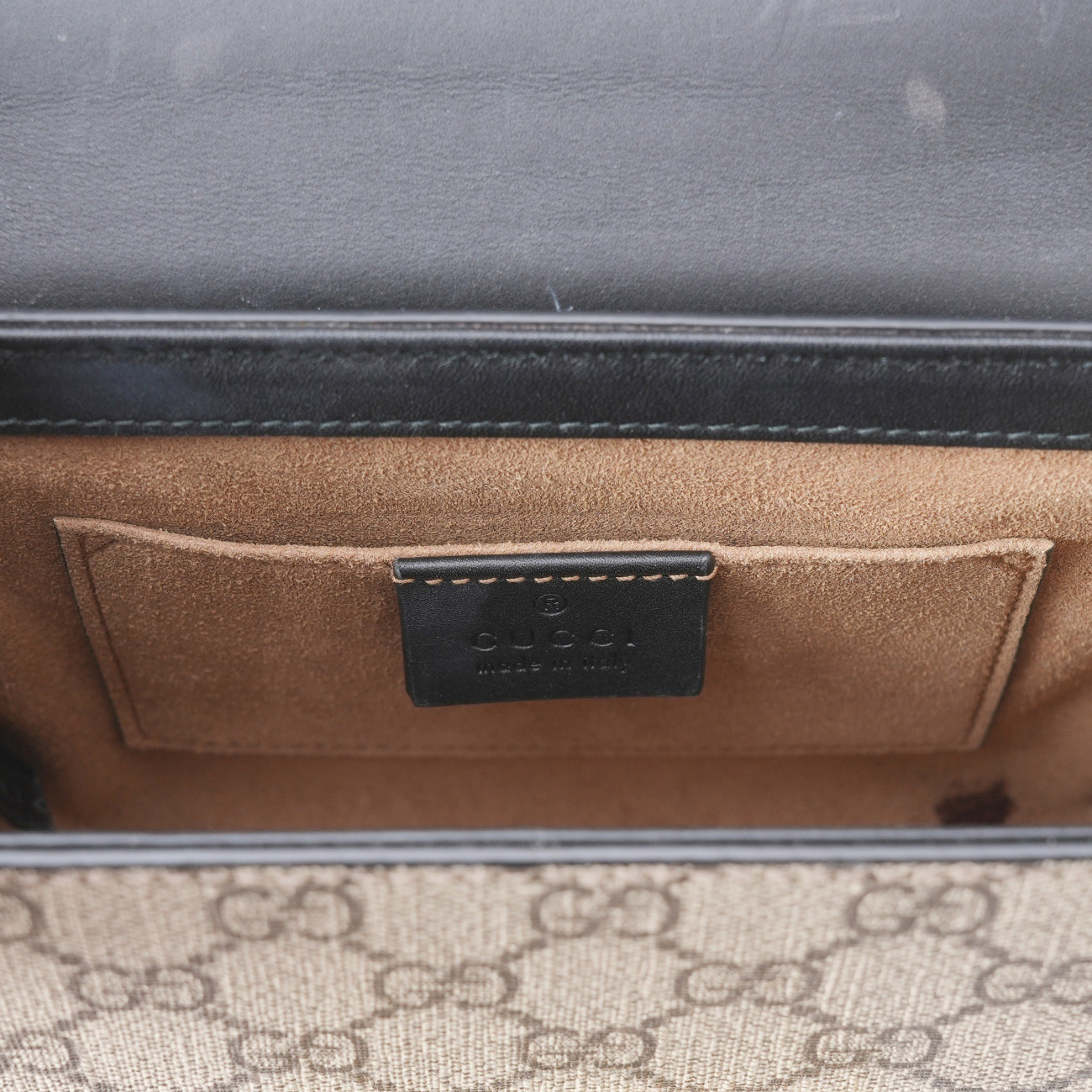 GUCCI(USED)구찌 409487 패드락 체인 숄더백