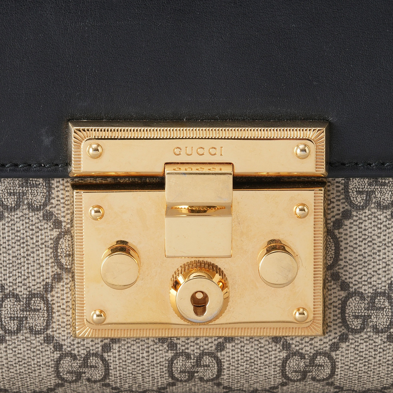GUCCI(USED)구찌 409487 패드락 체인 숄더백