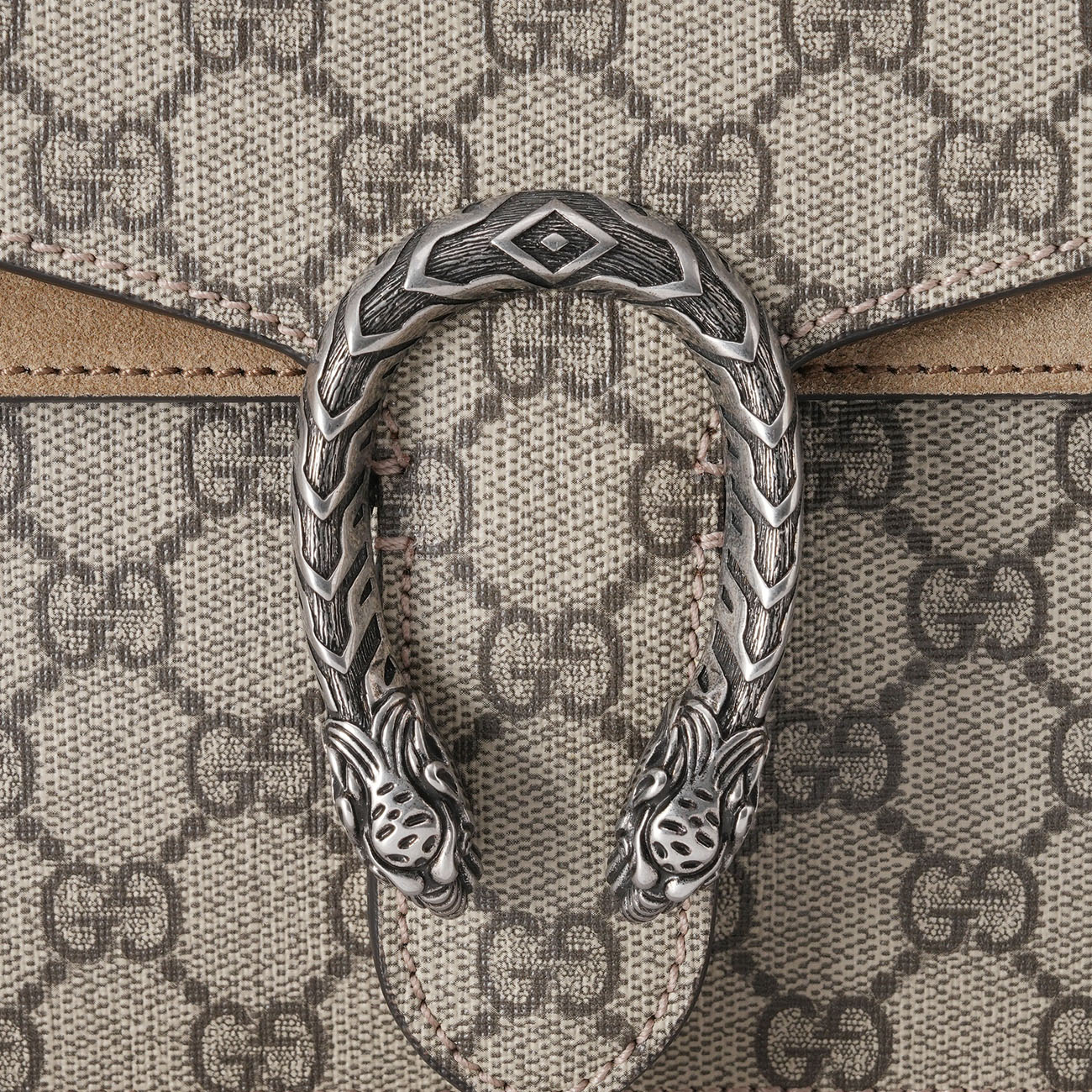 GUCCI(USED)구찌 421970 디오니소스 체인 숄더백