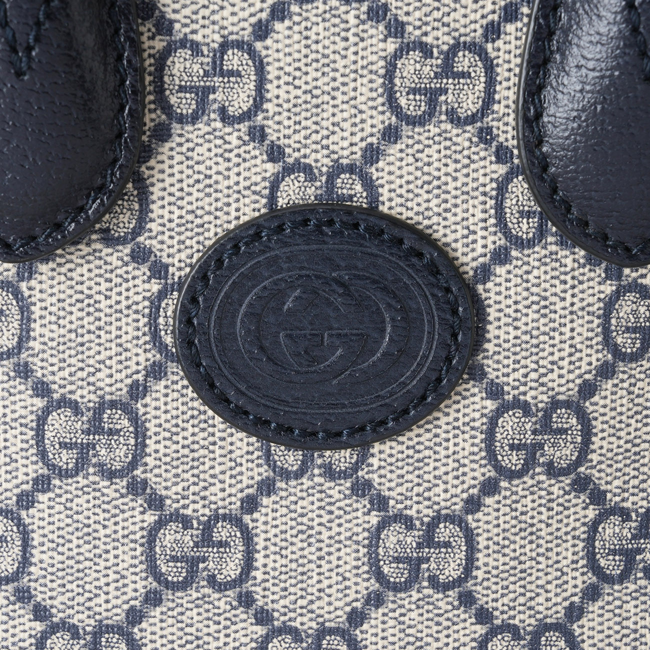 GUCCI(USED)구찌 671623 인터로킹 미니 토트백