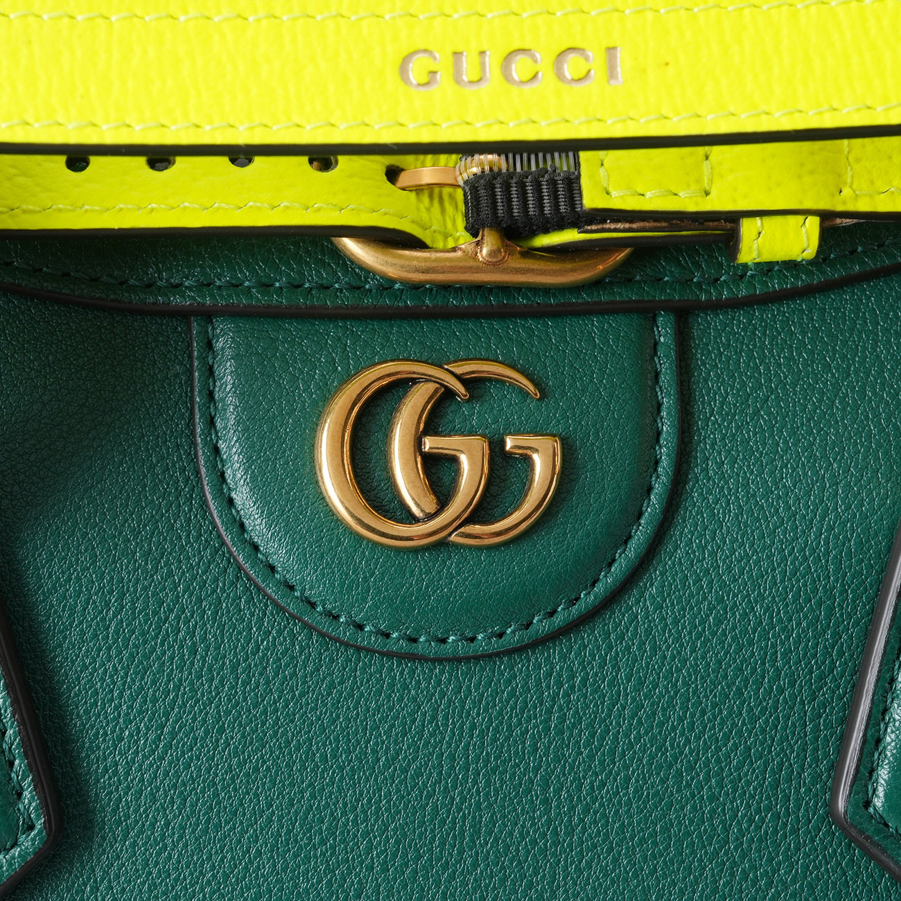 GUCCI(USED)구찌 655661 뱀부 다이애나 토트 백