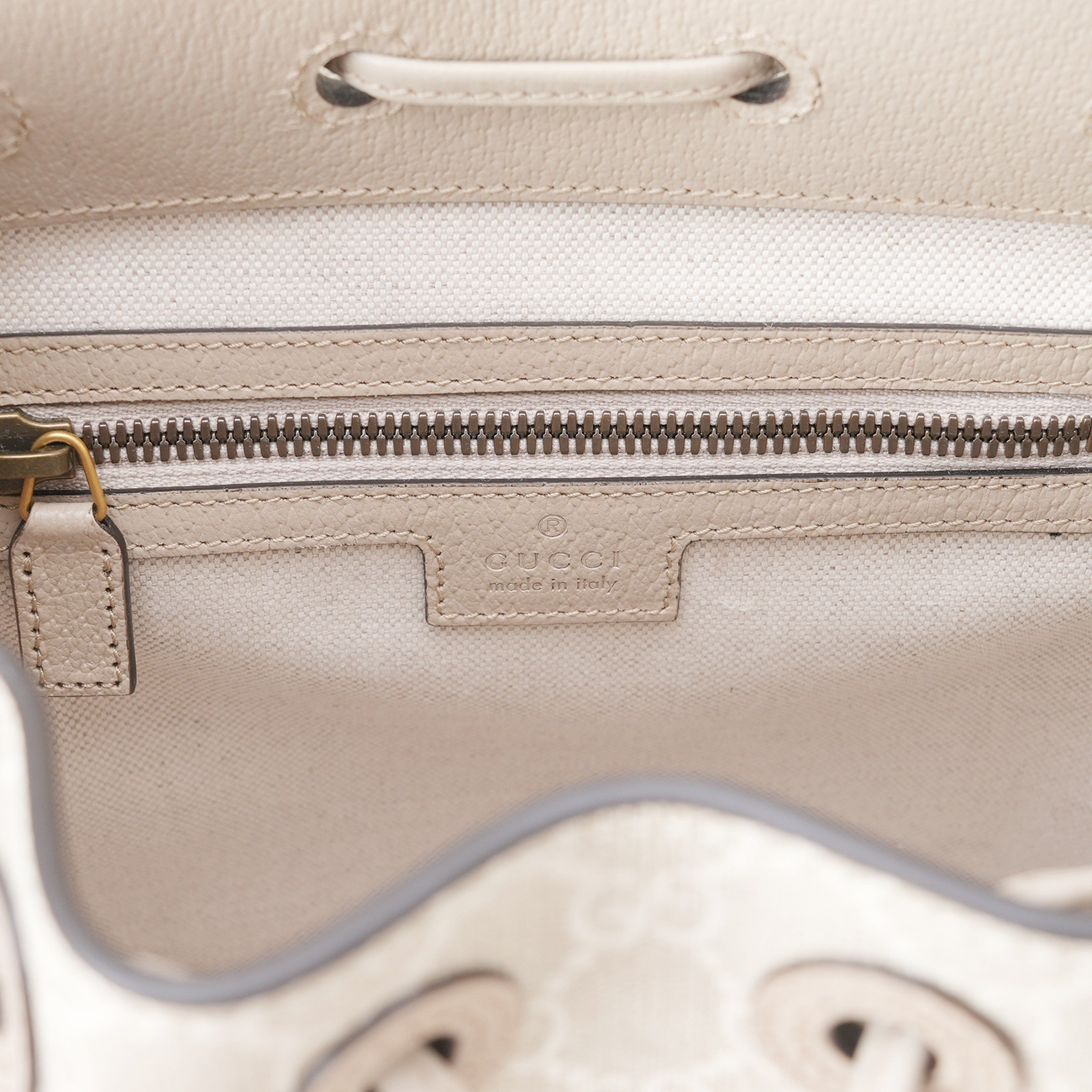 GUCCI(USED)구찌 674147 인터로킹 G 백팩