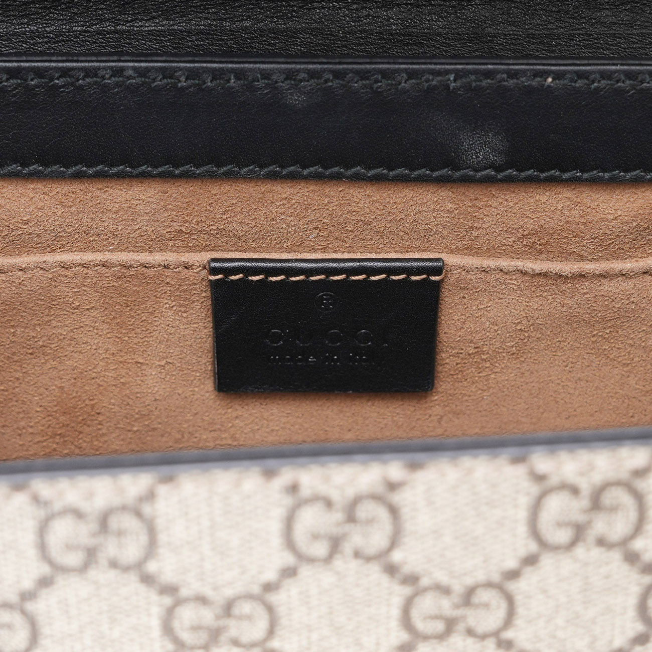 GUCCI(USED)구찌 409487 패드락 체인 숄더백
