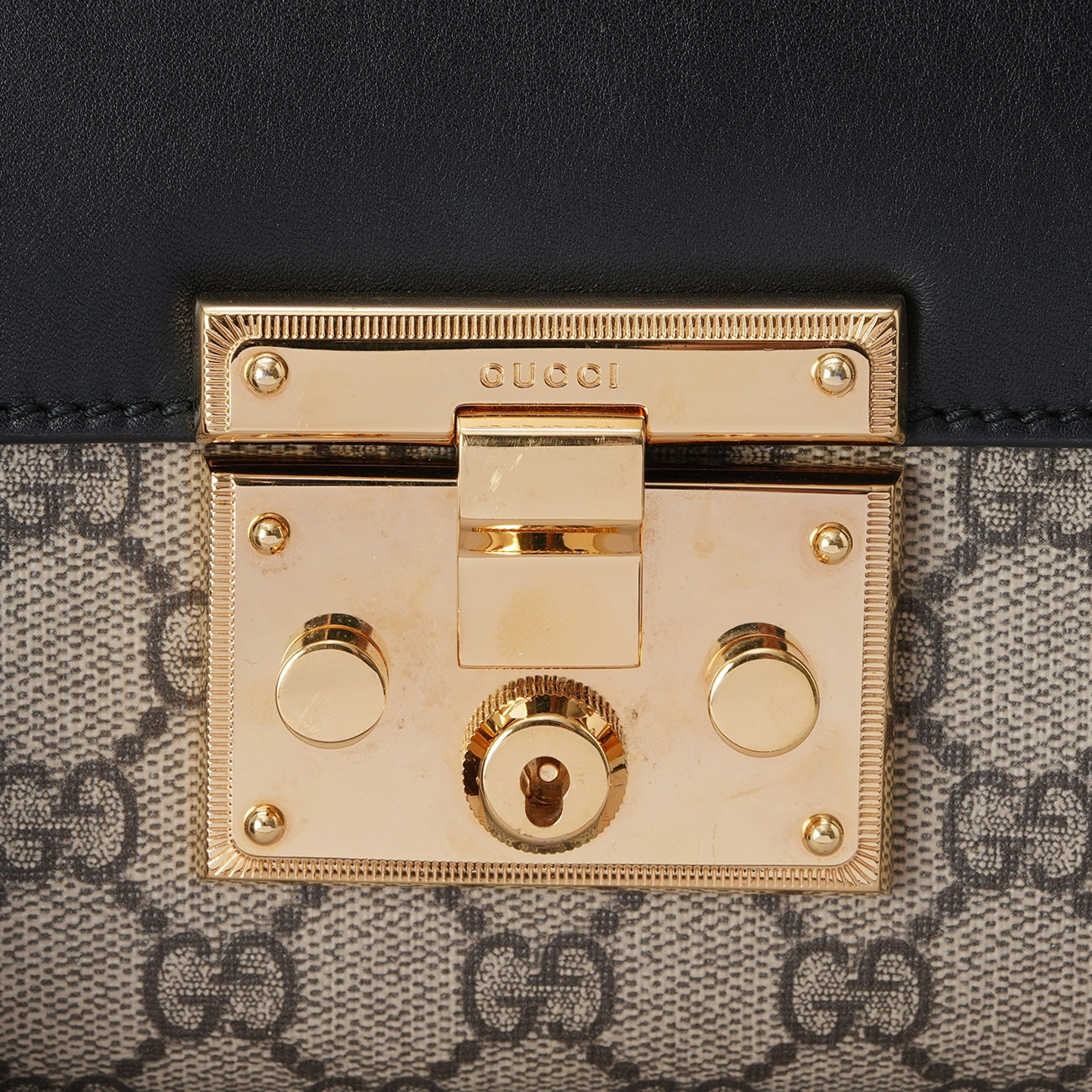 GUCCI(USED)구찌 409487 패드락 체인 숄더백