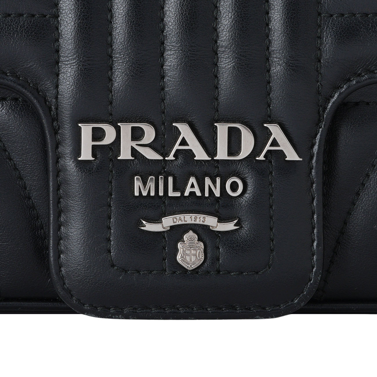 PRADA(USED)프라다 다이아그램 숄더백