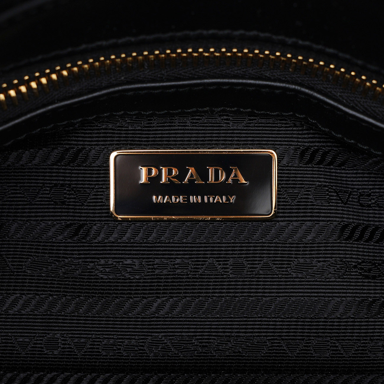 PRADA(USED)프라다 1BB132 리나일론 앤 레더 미디움탑핸들