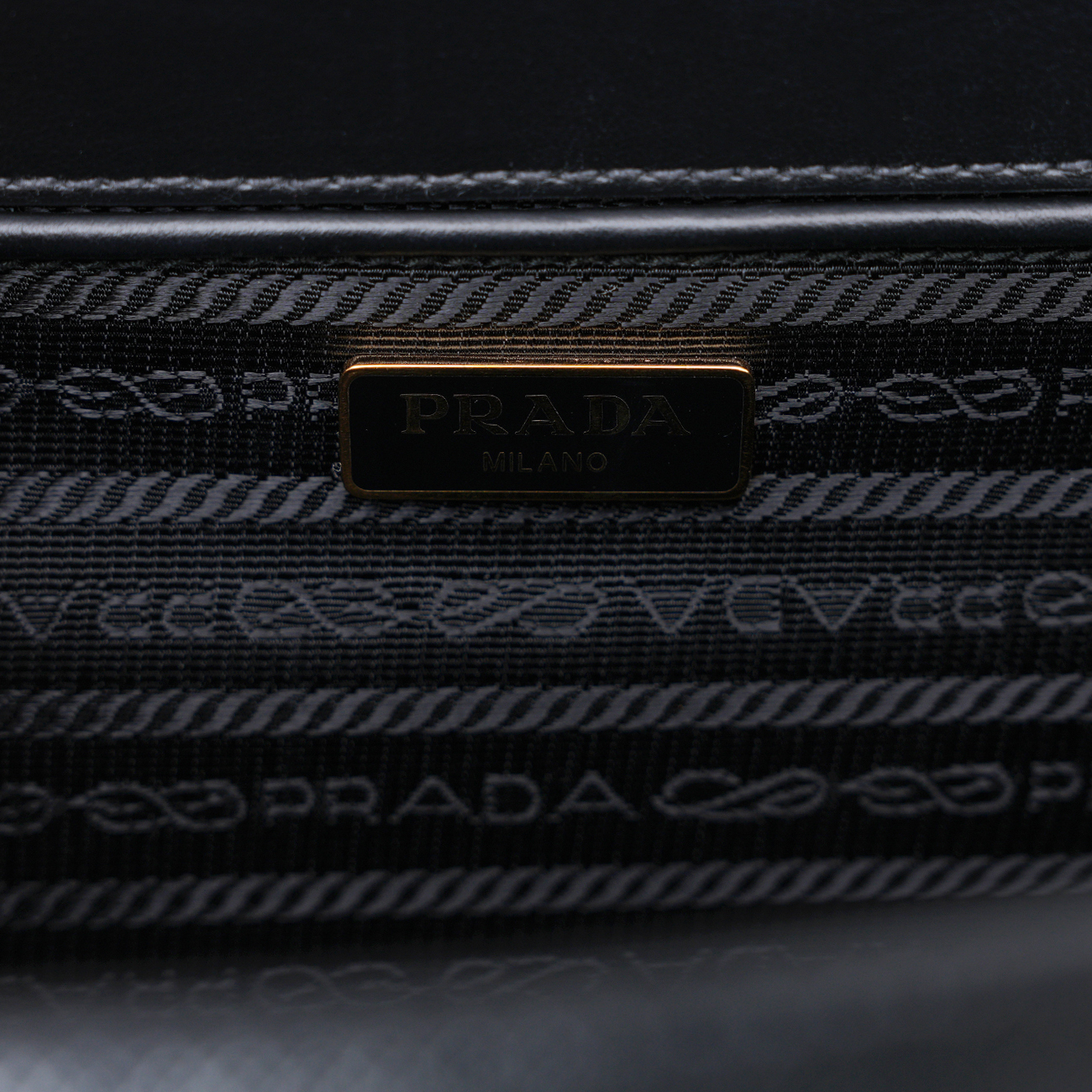 PRADA(USED)프라다 1BD200 사피아노 엔벨로프 체인 숄더백