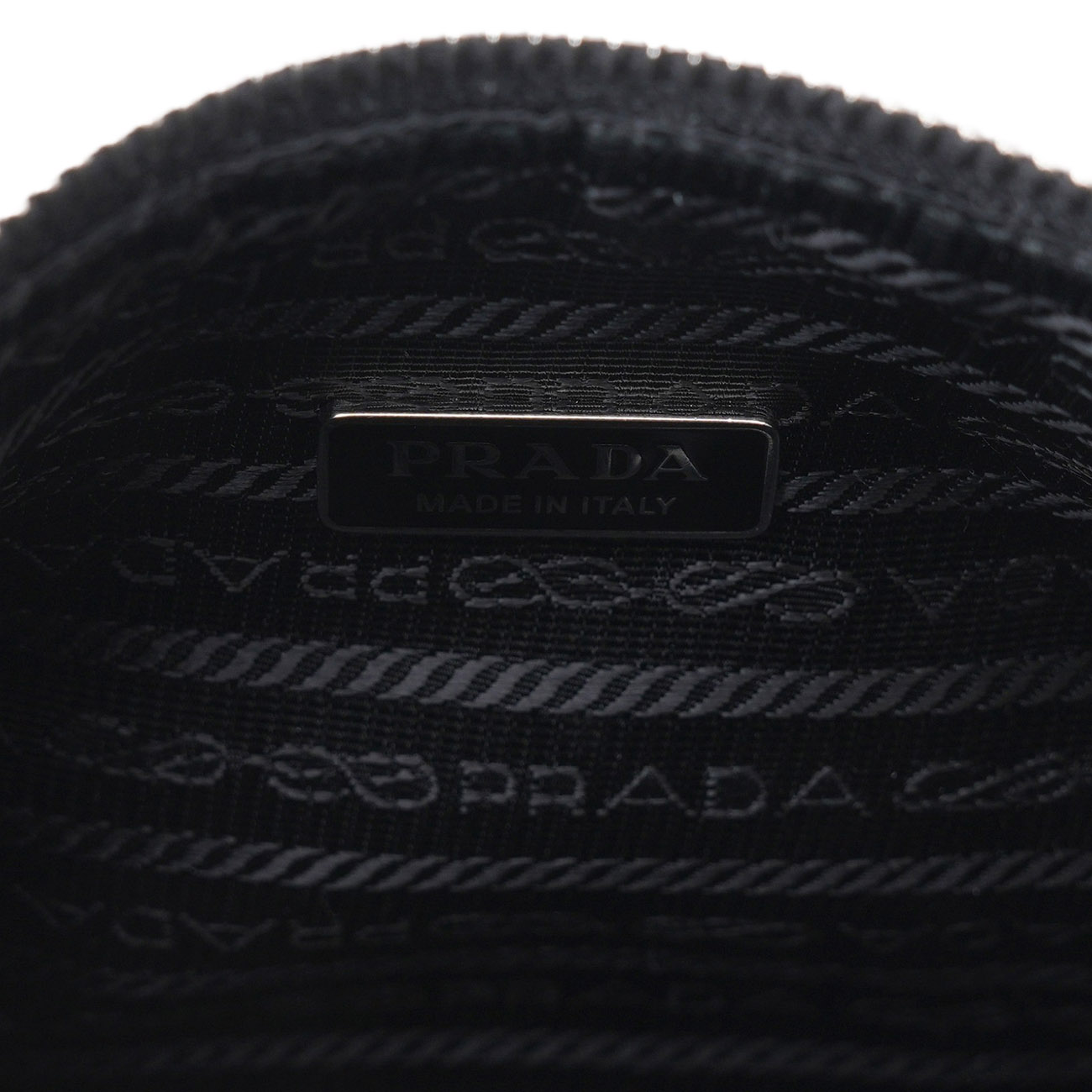 PRADA(USED)프라다 트라이앵글 크로스백