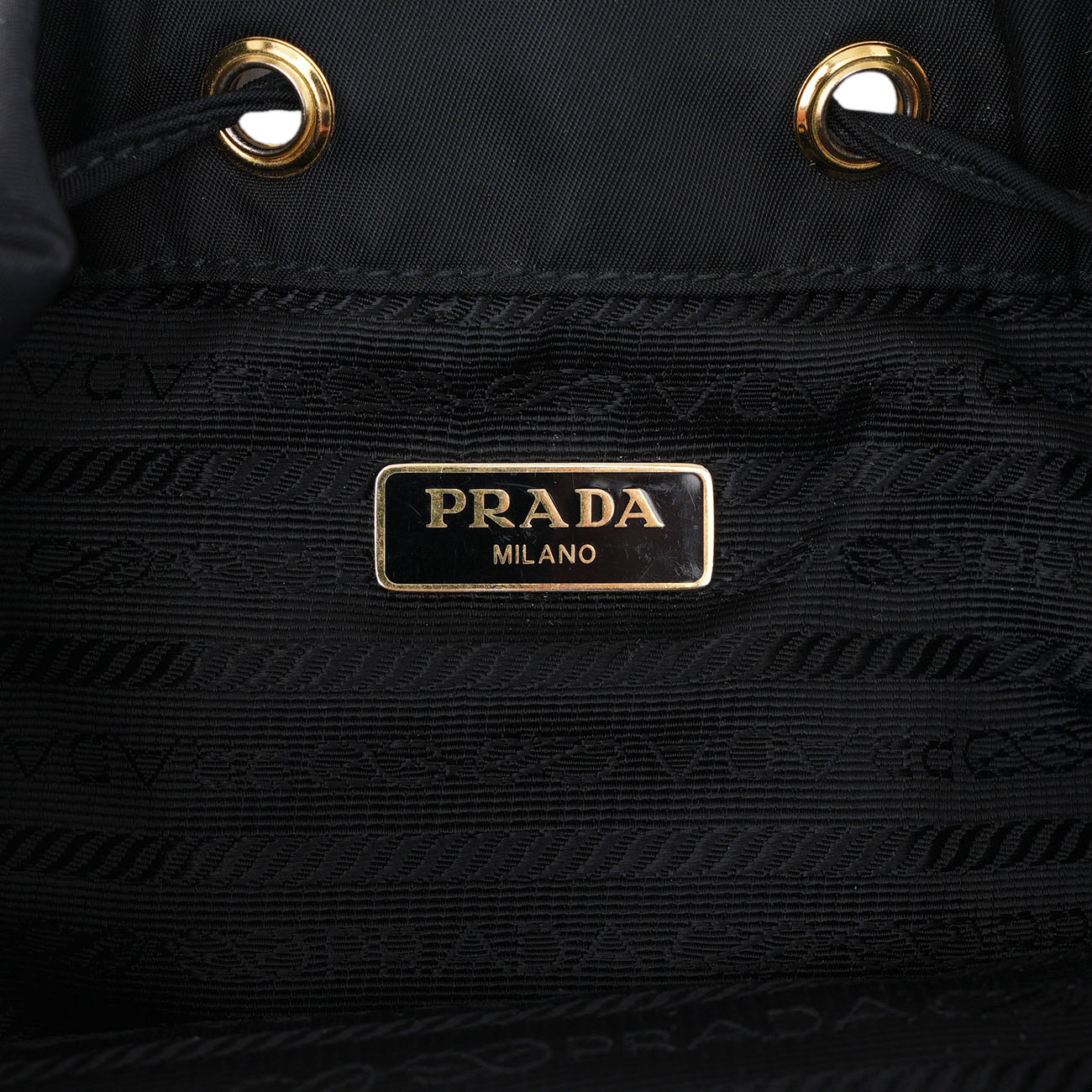 PRADA(USED)프라다 1BH038 리나일론 버킷백