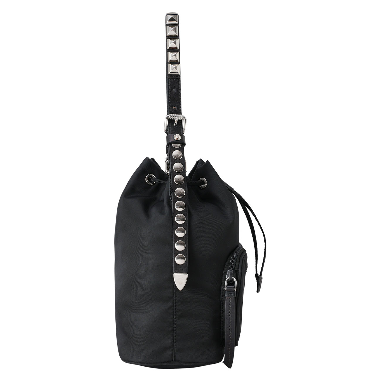 PRADA(USED)프라다 나일론 스터드 버킷백