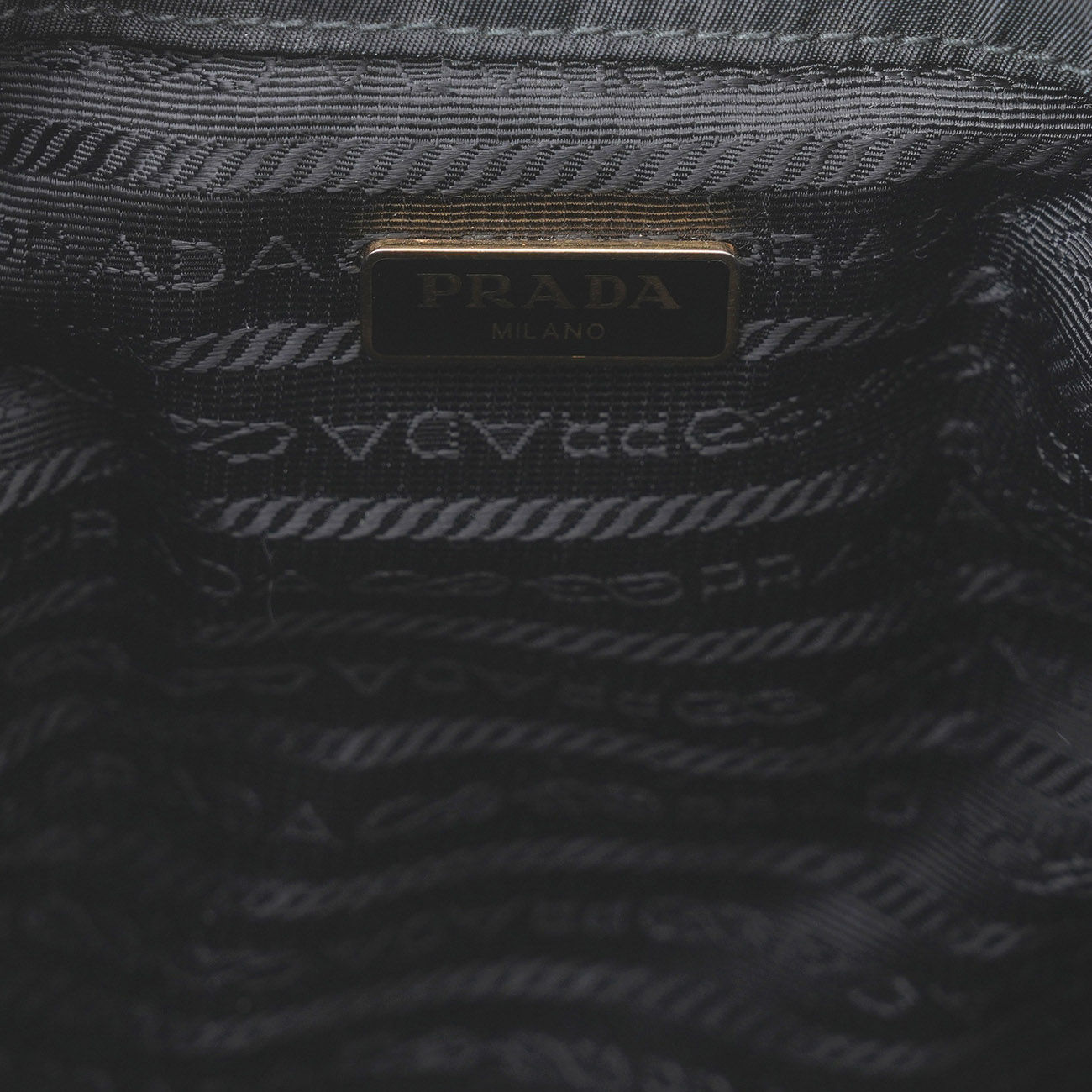 PRADA(USED)프라다 1BH038 리나일론 테수토 버킷백