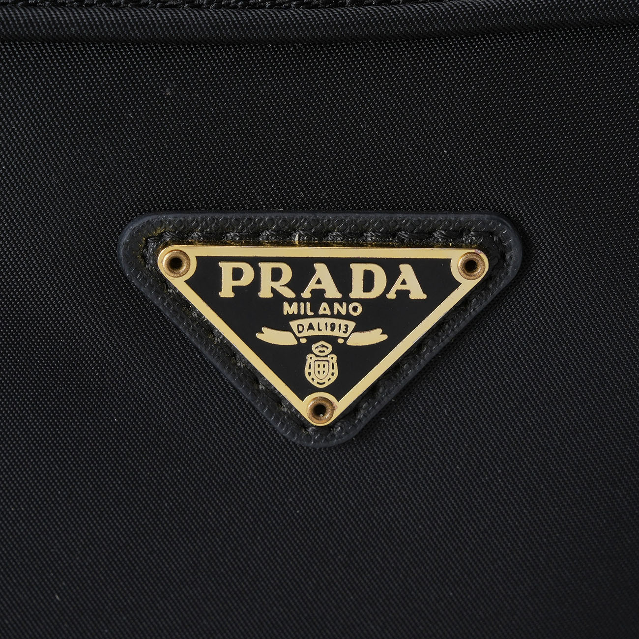 PRADA(USED)프라다 리나일론 버킷 크로스백