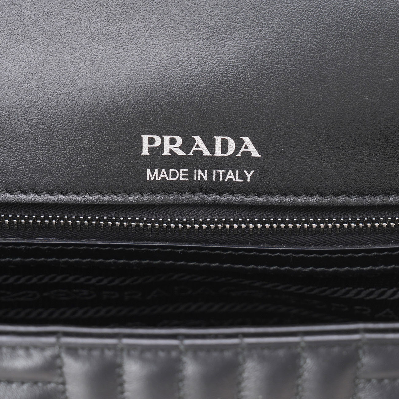PRADA(USED)프라다 1BD135 다이아그램 체인 숄더백