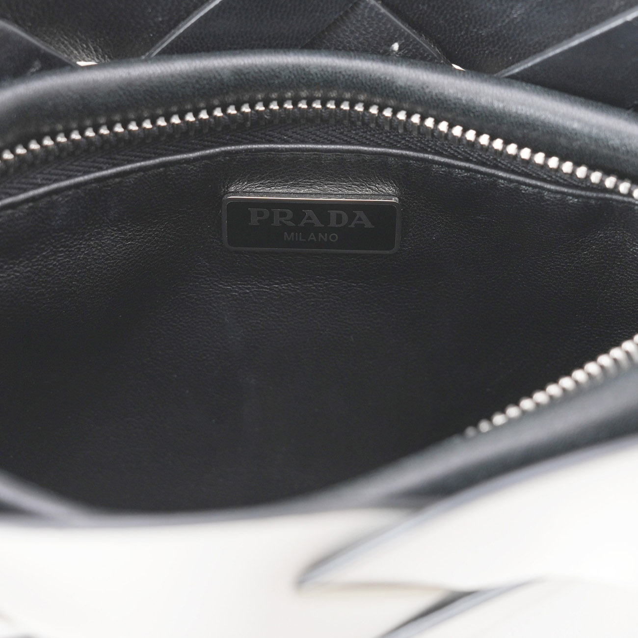 PRADA(USED)프라다 우븐 숄더백