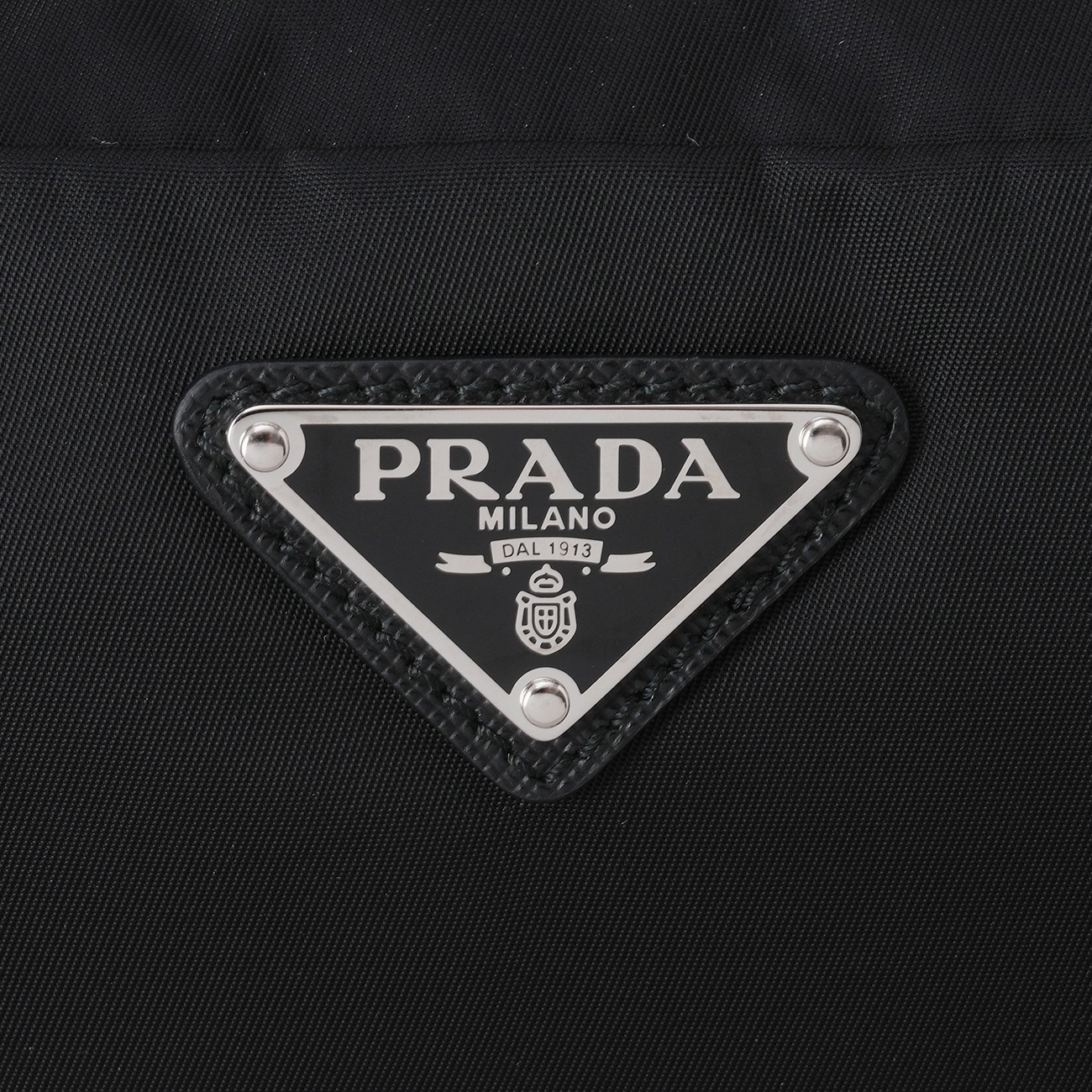 PRADA(USED)프라다 2NA045 리나일론 삼각로고 파우치