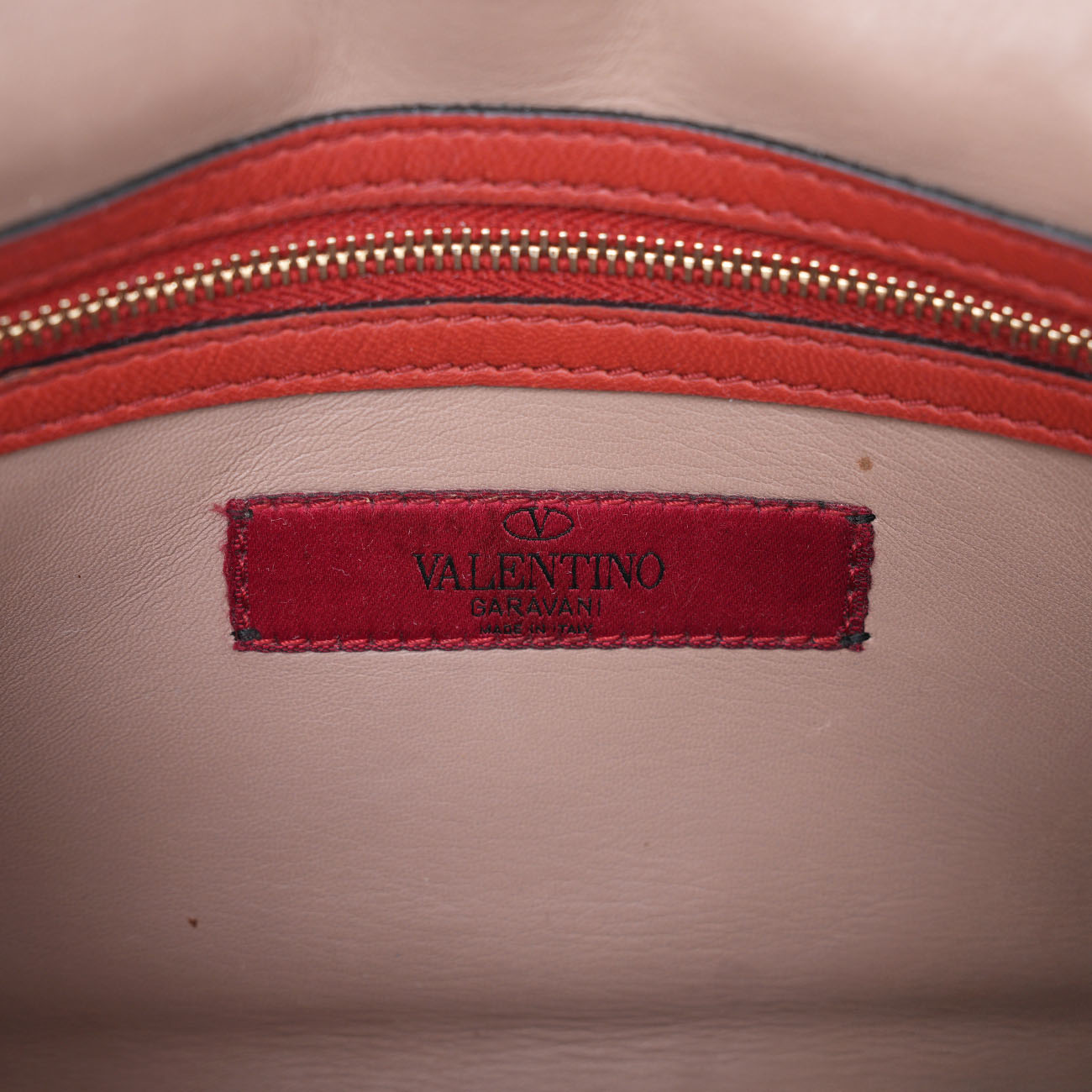 VALENTINO(USED)발렌티노 락스터드 플랩 클러치