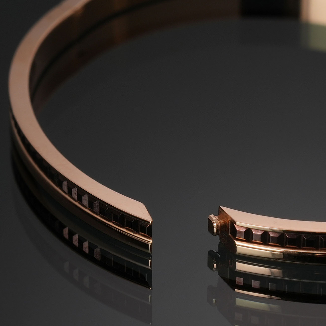 BOUCHERON(USED)부쉐론 콰트로 클래식 스몰 투 코드 뱅글 #18