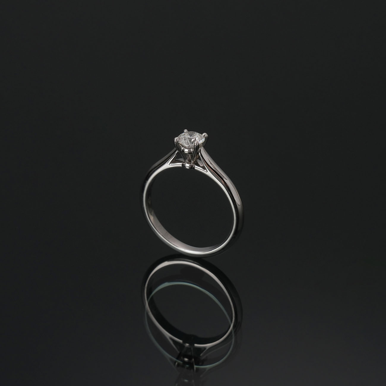 CARTIER(USED)까르띠에 플레티늄 다이아 링 0.35CT #47