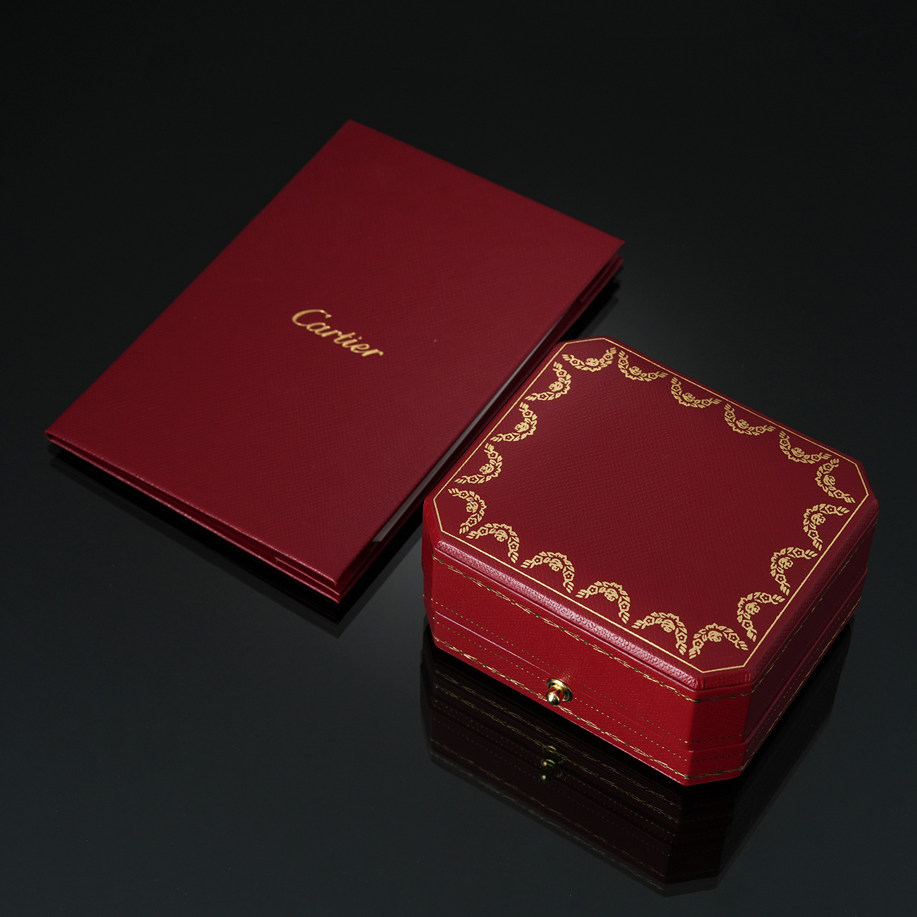 CARTIER(USED)까르띠에 아뮬레뜨 이어링