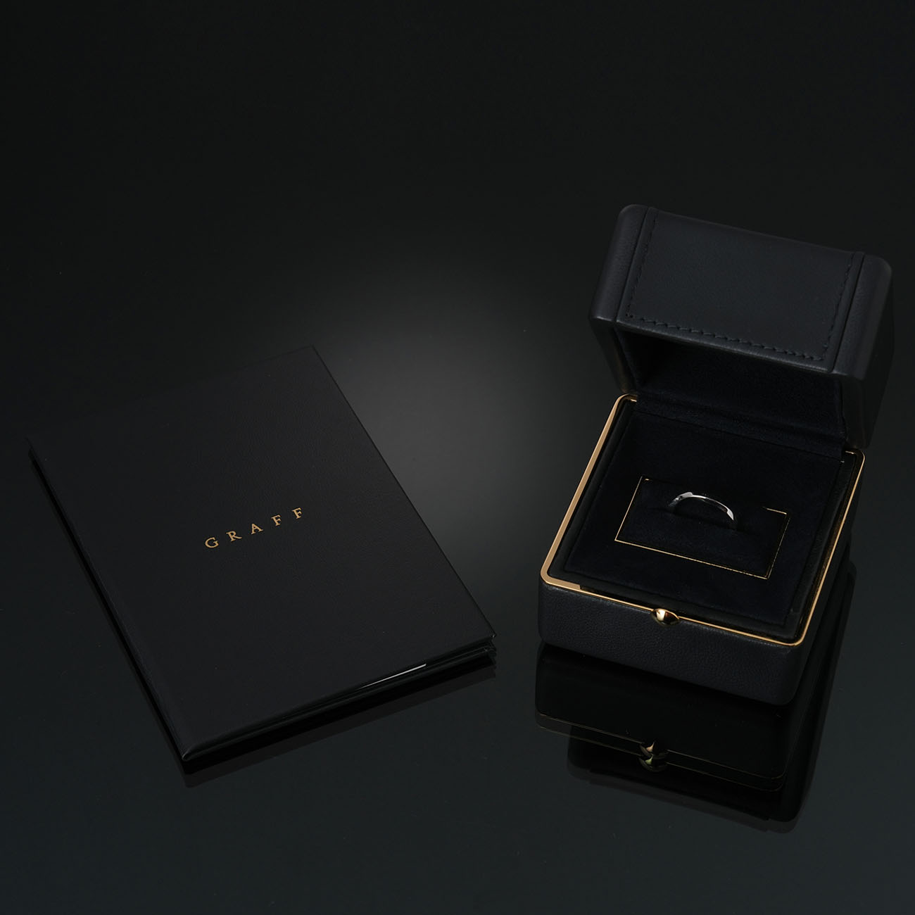 GRAFF(USED)그라프 스파이럴 웨딩링 #47.5