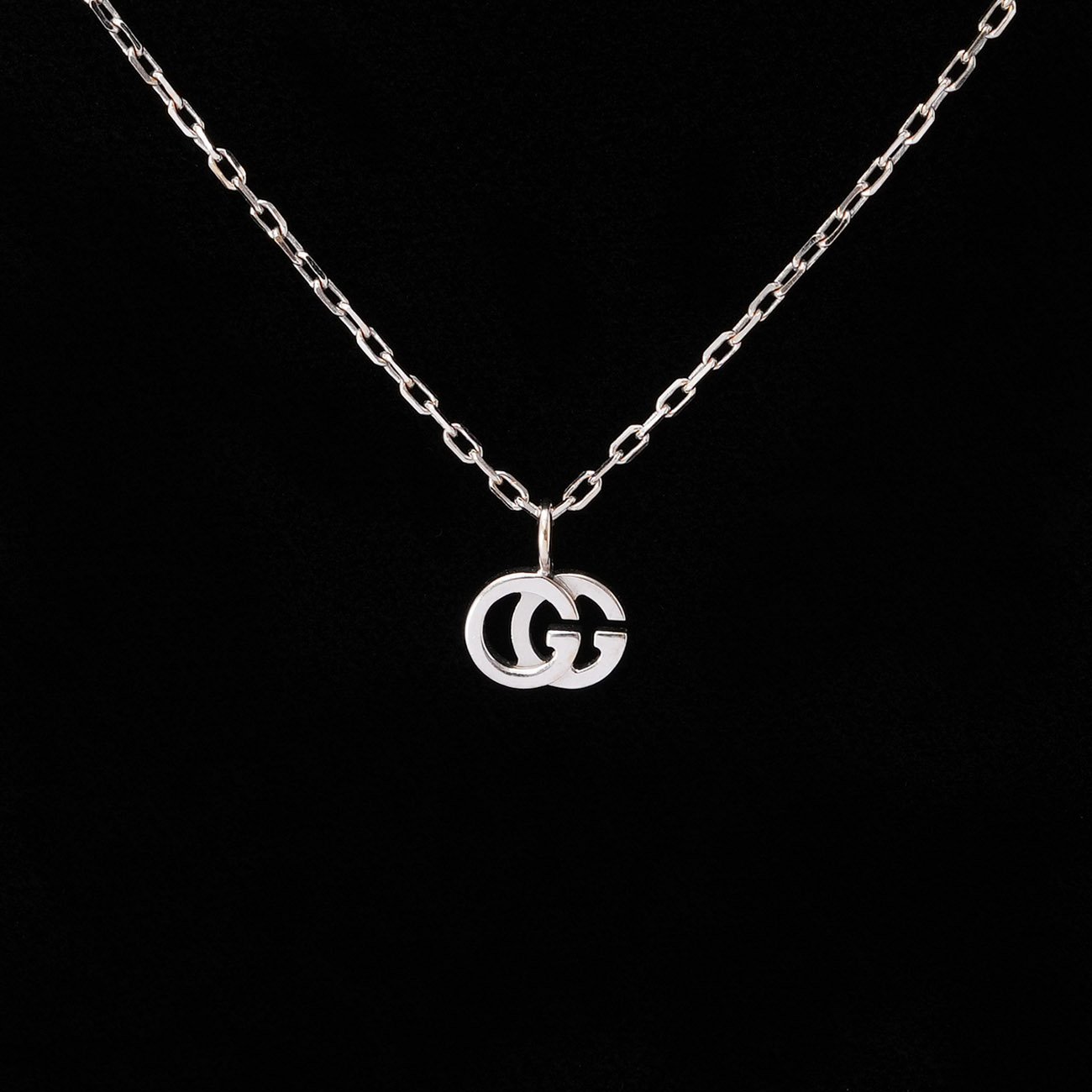 GUCCI(USED)구찌 GG로고 화이트골드 펜던트